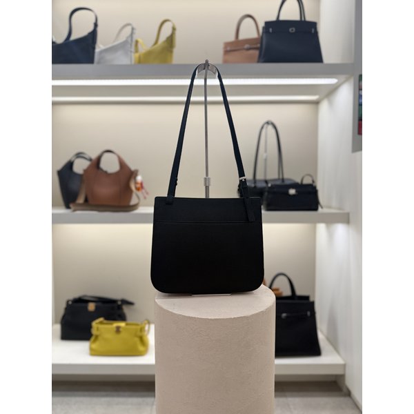 [시흥점] 멜리아 릴레 숄더백 28 [RCBSX26156BKX]