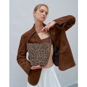 [25FW] [PANIER] 브라운 레오파드 스웨이드 파니에 버킷백 S AABA5F207W1