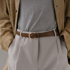 Around belt Brandy brown with Gold buckle