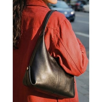 시야쥬 SIAC3076 Lambskin Flow Bag M_Black