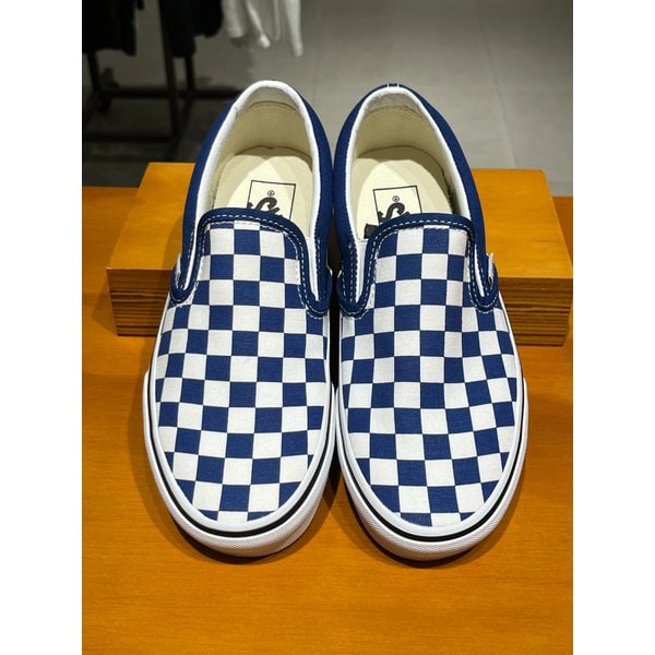 [시흥점] 남녀공용 스니커즈 클래식 체커보드 슬립온 (블루)(VN000DAH7WM)