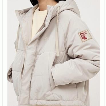 新品タグ付き⭐︎BEIGE, リバーフードコート ホワイト 4 RIGAUD