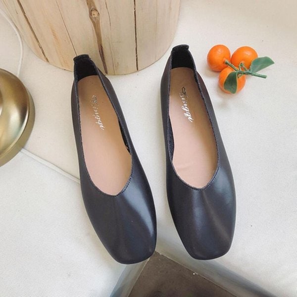 [옷자락] 여자 데일리 컬러 심플 클래식 사각코 유광 플랫슈즈