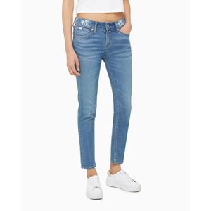 Calvin Klein Jeans 여성 바디핏 미드블루 앵클 데님(J221692)