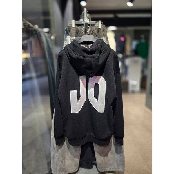 [시흥점] 기모 패치로고 버튼넥 세미오버핏 후드(블랙)남여공용/JGZZ30B20BK