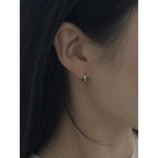 14k Clean hoop earrings