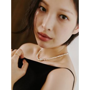 Gravel Pearl Choker