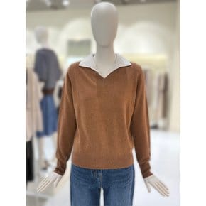 [부산점] [씨씨콜렉트] 오픈카라 배색 울 블렌드 니트 (E254KSK142)