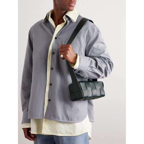 브릭 카세트 스몰 인트레치아토 가죽 메신저백 1647597317406340