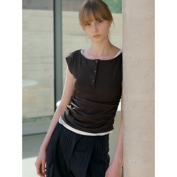 boat-neck cap sleeve T-shirt (brown) orc 6013