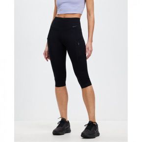 4655364 Nike Firm-Support High-Waisted Capri Leggings with Pockets - Black