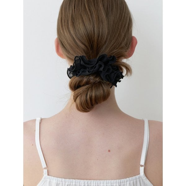 airy blooming scrunch - black
