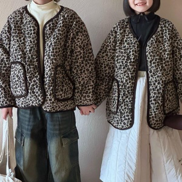 확대된 대표 레오파루즈핏아우터