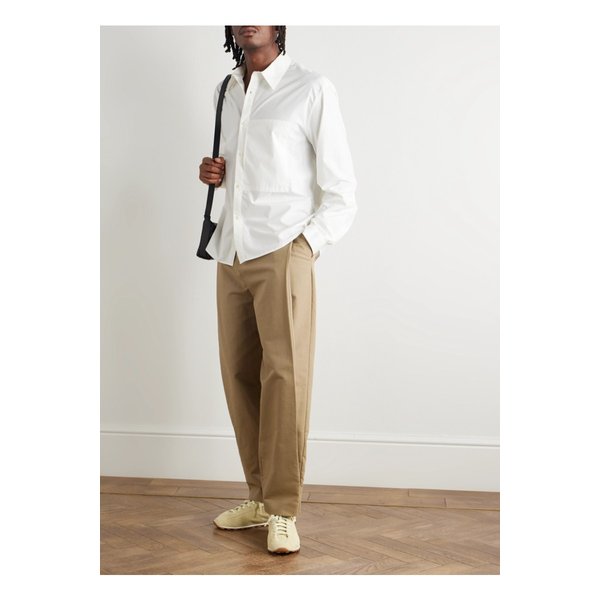 아모멘토 테이퍼드 플리츠 코튼 팬츠 46376663162899445