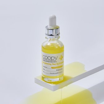 쿠피 브라이트닝 스텝업 앰플 30ml