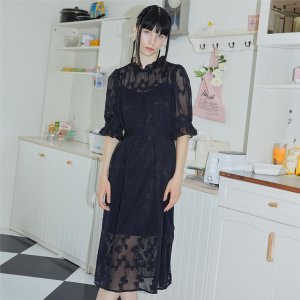 일루스트리스 일루전 [일루스트리스일루전] BK FLOWER SEE-THROUGH DRESS