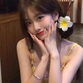 /굿즈하우스 동남아 여행 하와이안 EVA 플라워 장식 헤어 핀 9.5cm