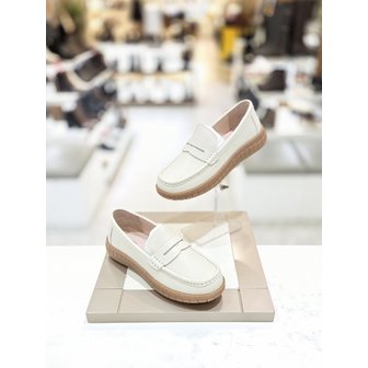 미소페 [시흥점] 여성 3센티 캐주얼  페니로퍼 (722619009)