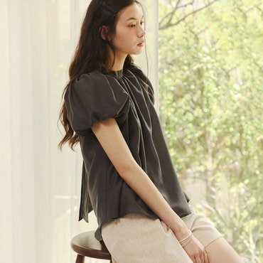 잇미샤 [25 S/S] 잇미샤 쉬어 퍼프 블라우스 ITP5ZBL730