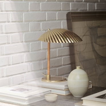 GUBI 5321 Table Lamp