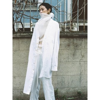 리리 Asymetrie Militaire Outwear 아시메트리 밀리테르 아웃웨어_White