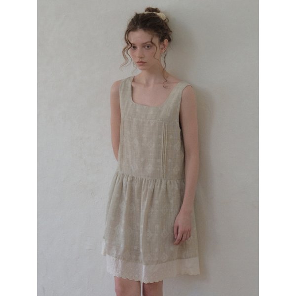 Mori Embroidered Pintuck Dress_Beige(O26OPS02)