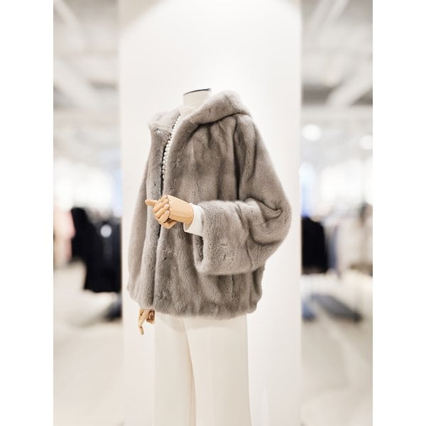 [파주점] [더아이잗컬렉션]후드넥 밍크퍼 자켓 CRCAFSF51