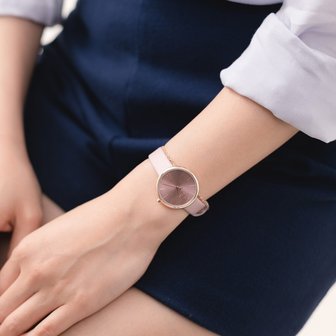 4. 여자 여성 학생..