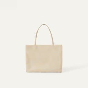 Patiné Leather Bag Ivory