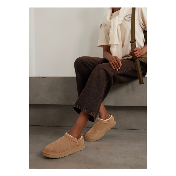 어그 클래식 마이크로 시어링 슬리퍼 카멜 46376663162969267