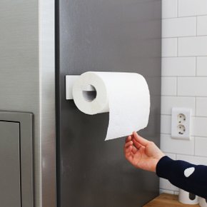 우디앤화이트 마그넷 심플 키친타올 홀더 주방수납용품