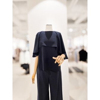 아이잗컬렉션 [파주점] [더아이잗컬렉션]케이프 라운드넥 블라우스 CR5A0BL721