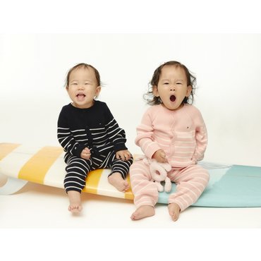 타미힐피거키즈 24년 F/W       T42E6NWO11CBT1             [베이비/기프트 박스] 스웨터 상하의 세트