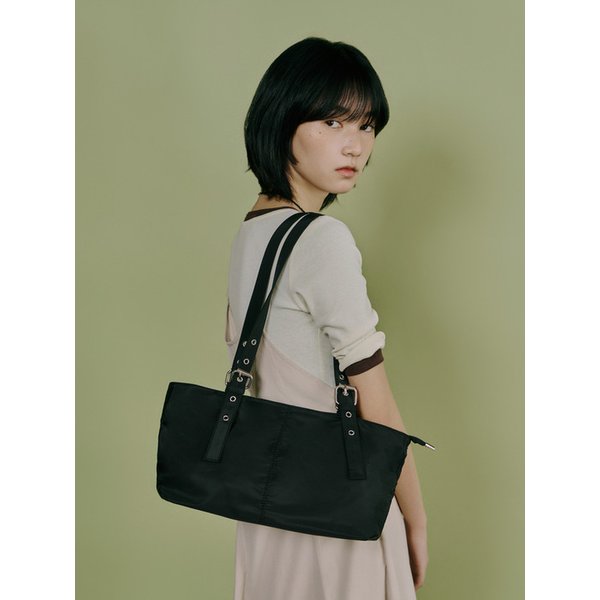 아일렛 스퀘어 백 AS7AB280