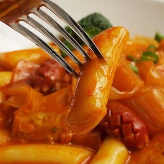 텐바이텐 사계절 떡볶이 쌀떡 중간맛 밀키트 2인분