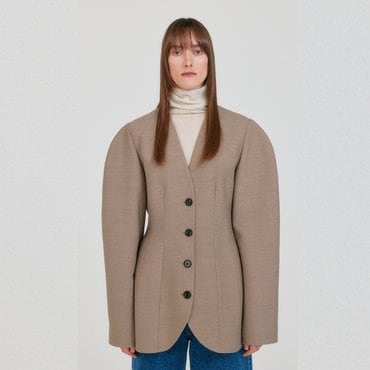 EENK ZERO Oversized Shoulder Hourglass Jacket - Beige
