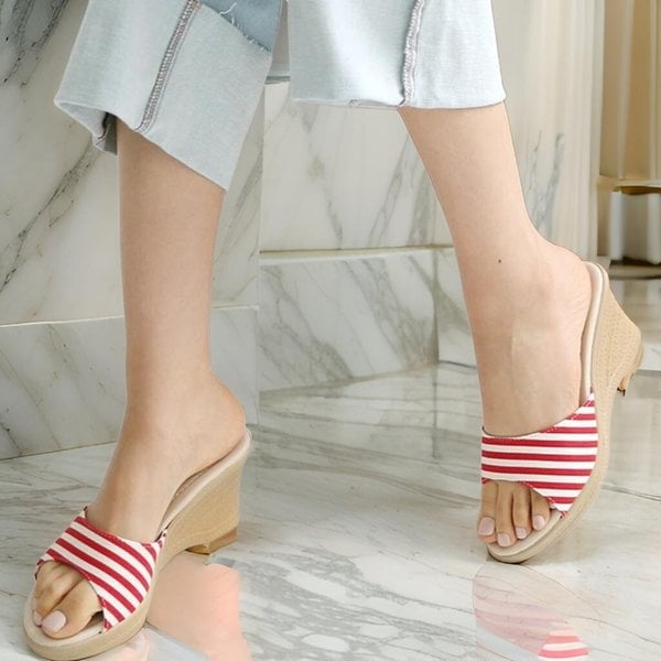 [옷자락] 여자 스트라이프 웨지힐 가죽 오픈토 샌들