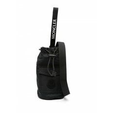 남성 SatchelCrossBodyBags 로고패치 미니 버킷 백 J109A6B00006M3815 999 블랙