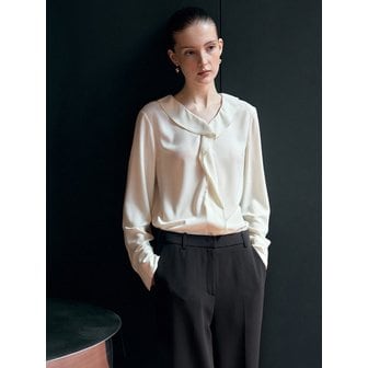 FRONTROW [Drama Signature] Shirring Collar Silky Blouse