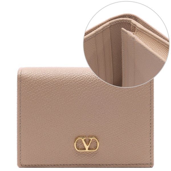 [부산점] 26SS 여성 브이로고 시그니처 반지갑 (8W2P0AJ3 SNP WRP 26S)