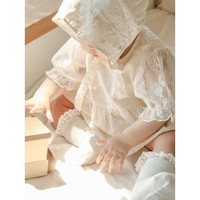 데이지 꽃 흩날릴쯤에 - 아기 보넷