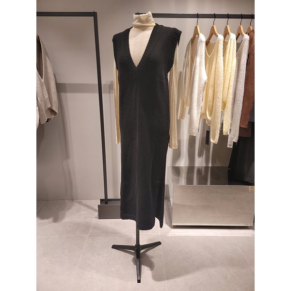 [여주점] 딥 브이넥 니트 원피스(1276MV00T)