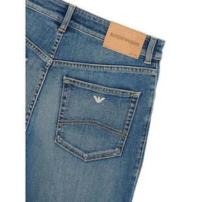 24SS 엠포리오 아르마니 데님 스트레이트 팬츠 3D2J36 2DY4Z 0942 MEDIUM DENIM BLUE