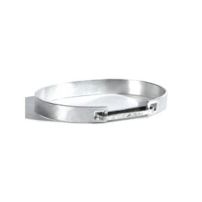 SEWN SWEN SILVER HAMMERED CLIP BANGLE