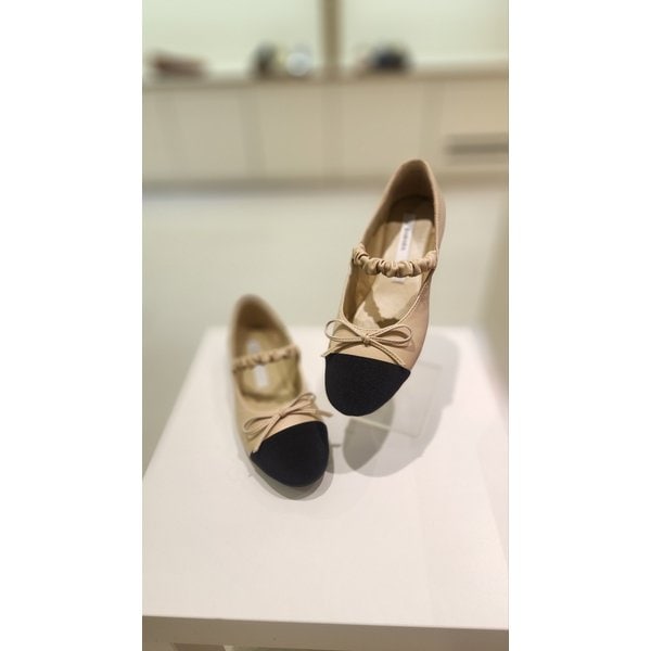 [여주점] BBARA 바바라 양가죽 배색 자바라 리본 여성 플랫 2컬러 BBH537