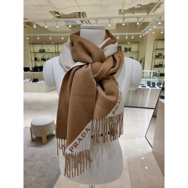 [시흥점] [프라다] 공용 캐시미어 프린지 머플러 1FS055-2COO-F045Y