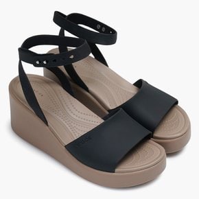 크록스(CROCS) BROOKLYN ANKLE STRAP WEDGE 웨지 샌들 (womens) 209406-07H