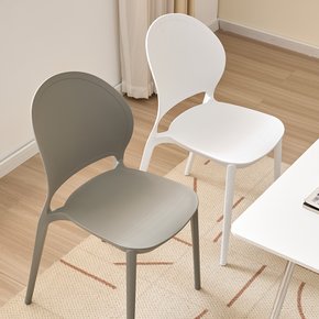 로나 체어 편한 디자인 플라스틱 사출 인테리어 카페 의자