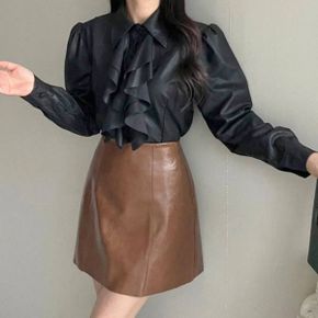 프렛쯔 코팅 인조가죽 레더 프릴 광택 긴팔 연말 파티 블라우스_P374825792
