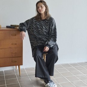 Zebra Oversize Knit - GREY